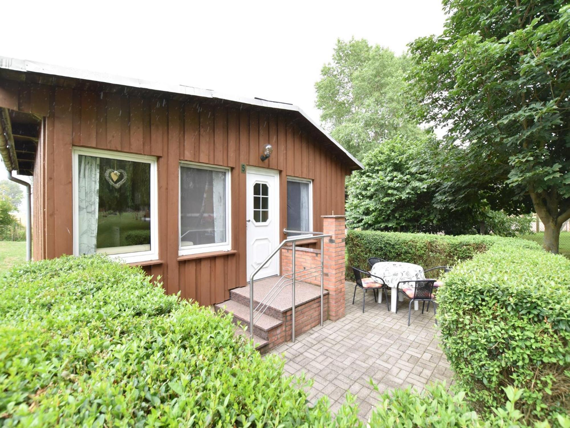 Quaint Bungalow Near Insel Poel With Garden Exterior foto